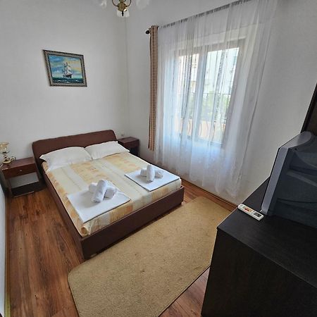 Guesthouse Sidro Ulcinj Exteriör bild