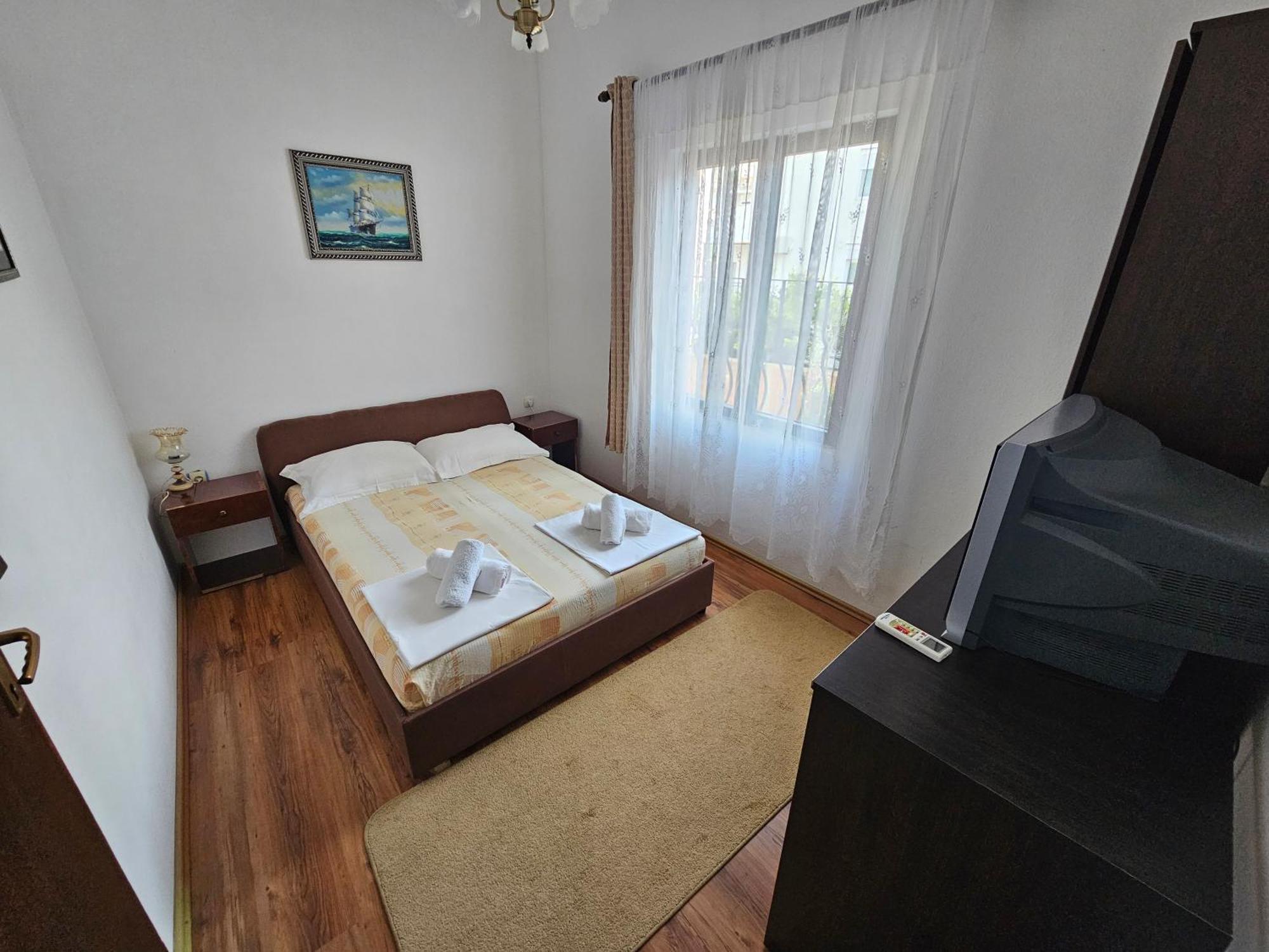 Guesthouse Sidro Ulcinj Exteriör bild