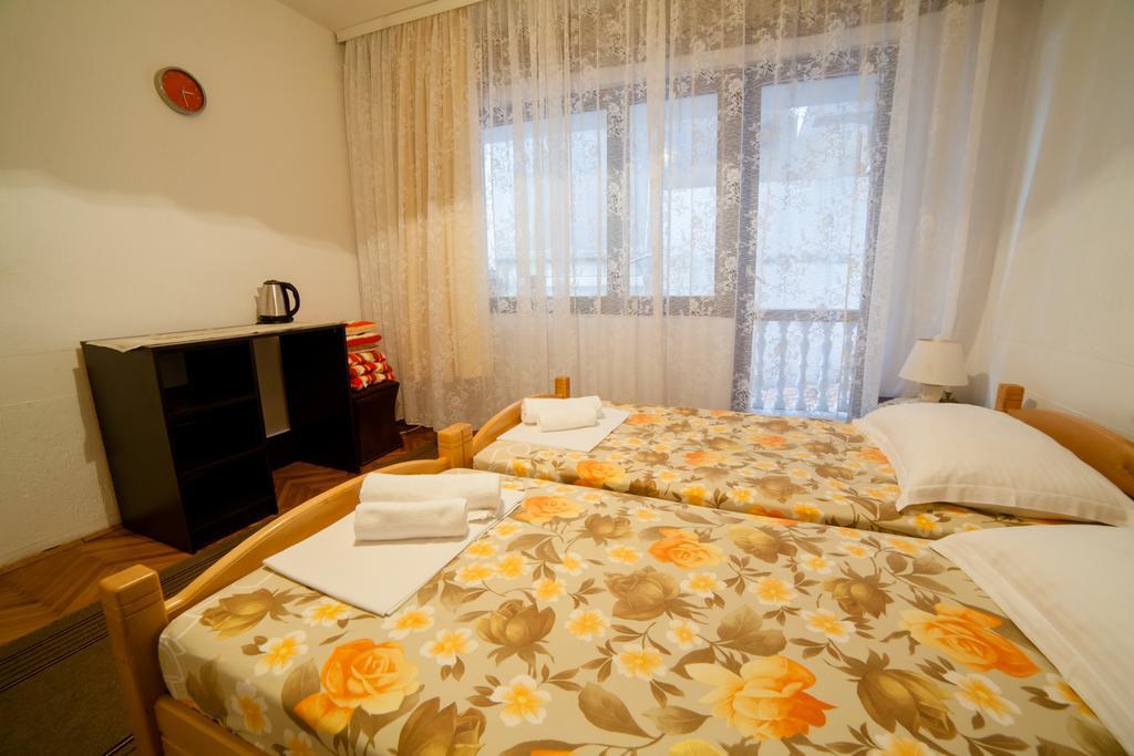 Guesthouse Sidro Ulcinj Exteriör bild